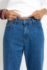 Dakota Straight-Leg Denim Jeans - Mid Blue Wash - The Self Styler Exclusive - The Self Styler