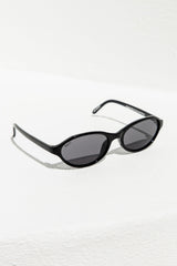 Rumi Oval Frame Sunglasses - Black - The Self Styler