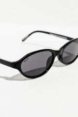 Rumi Oval Frame Sunglasses - Black - The Self Styler