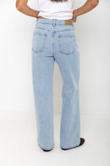 Dakota Straight-Leg Denim Jeans - Light Blue Wash - The Self Styler - The Self Styler