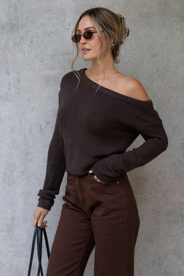 Jayla Off-The-Shoulder Long Sleeve Top - Chocolate