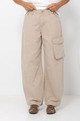 Jordyn Barrel Cargo Denim Jeans - Sand Beige
