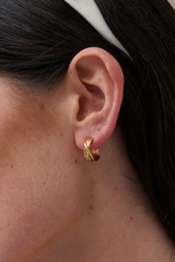 Taya Small Twist Earrings - Gold - The Self Styler