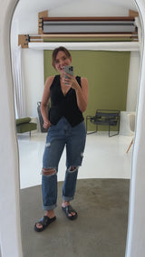 Georgie Distressed Denim Mum Jeans - Dark Wash