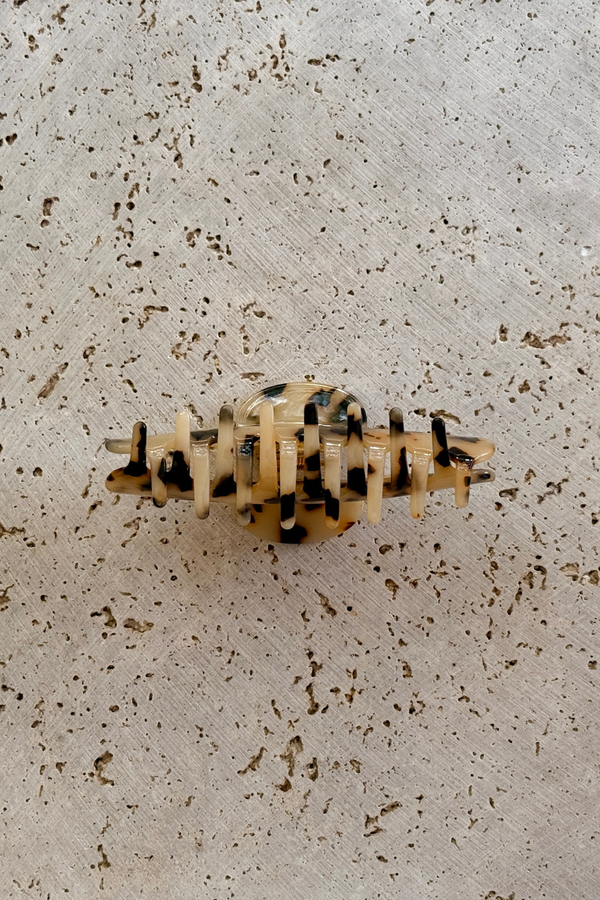 Sophia Acetate Hair Claw Clip - Light Tort - The Self Styler