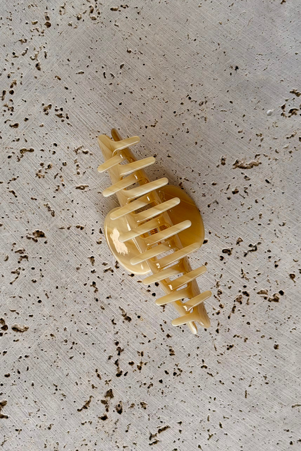 Sophia Acetate Hair Claw Clip - Caramel - The Self Styler