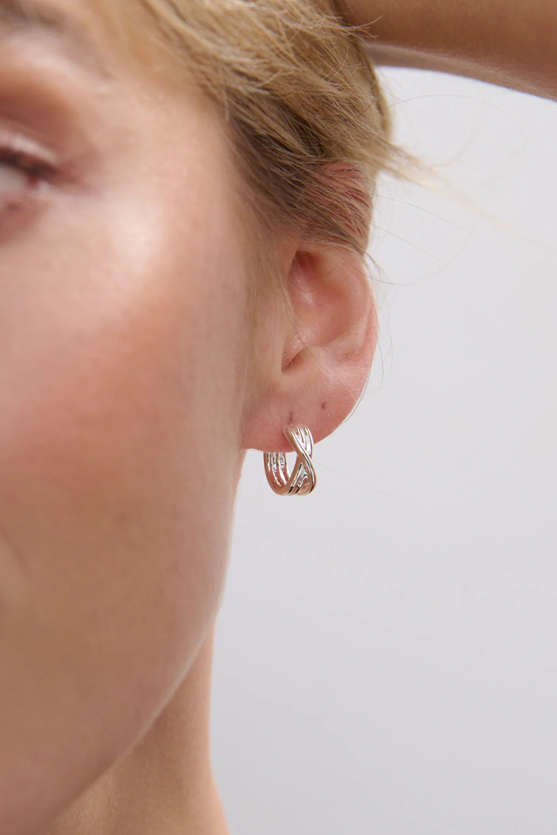 Taya Small Twist Earrings - Silver - The Self Styler