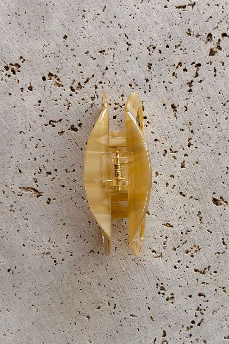 Bonnie Acetate Hair Claw Clip - Caramel - The Self Styler