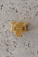 Charlie Acetate Hair Claw Clip - Caramel