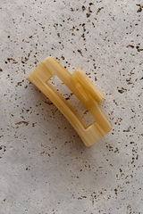 Suki Acetate Hair Claw Clip - Caramel