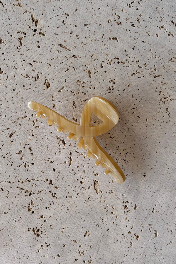 Milani Acetate Loop Hair Claw Clip - Caramel