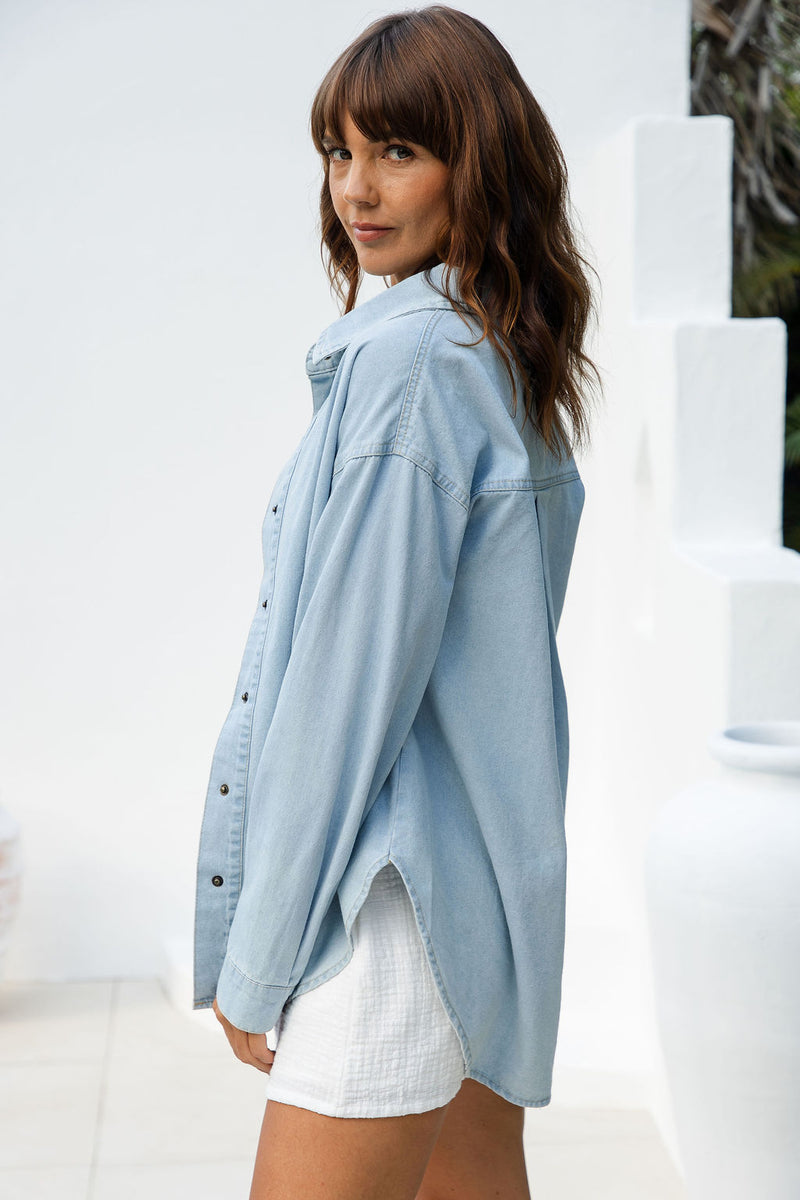 Ella Relaxed-Fit Denim Chambray Shirt Light Wash – The Self Styler