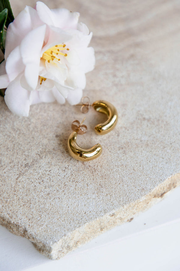 Bevelled Chunky Hoop Earrings - Gold - The Self Styler
