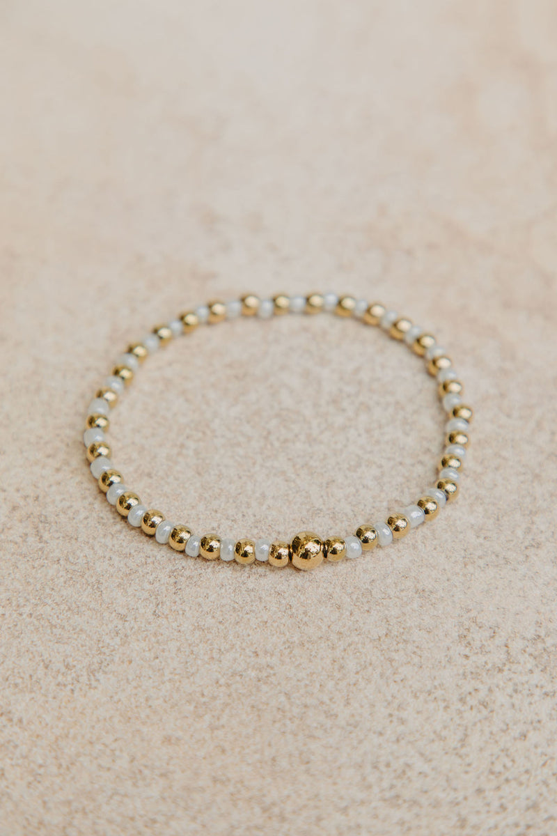 Lola Beaded Bracelet - Pearl White and Gold - The Self Styler