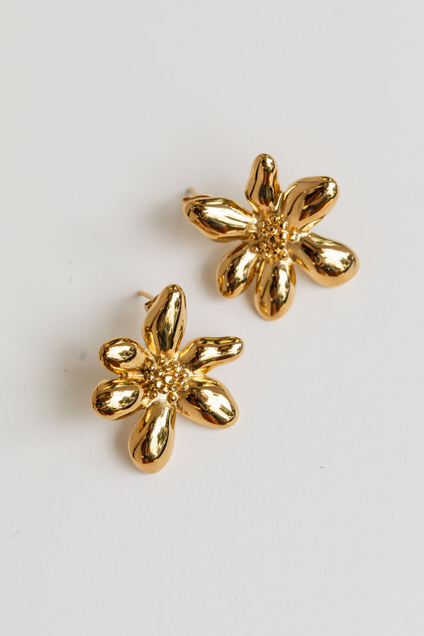 Isola Flower Stud Earrings - Gold - The Self Styler