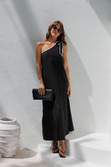 Lucinda One-Shoulder Maxi Dress - Black - The Self Styler