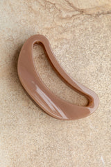 Bonnie Claw Hair Clip - Latte - The Self Styler