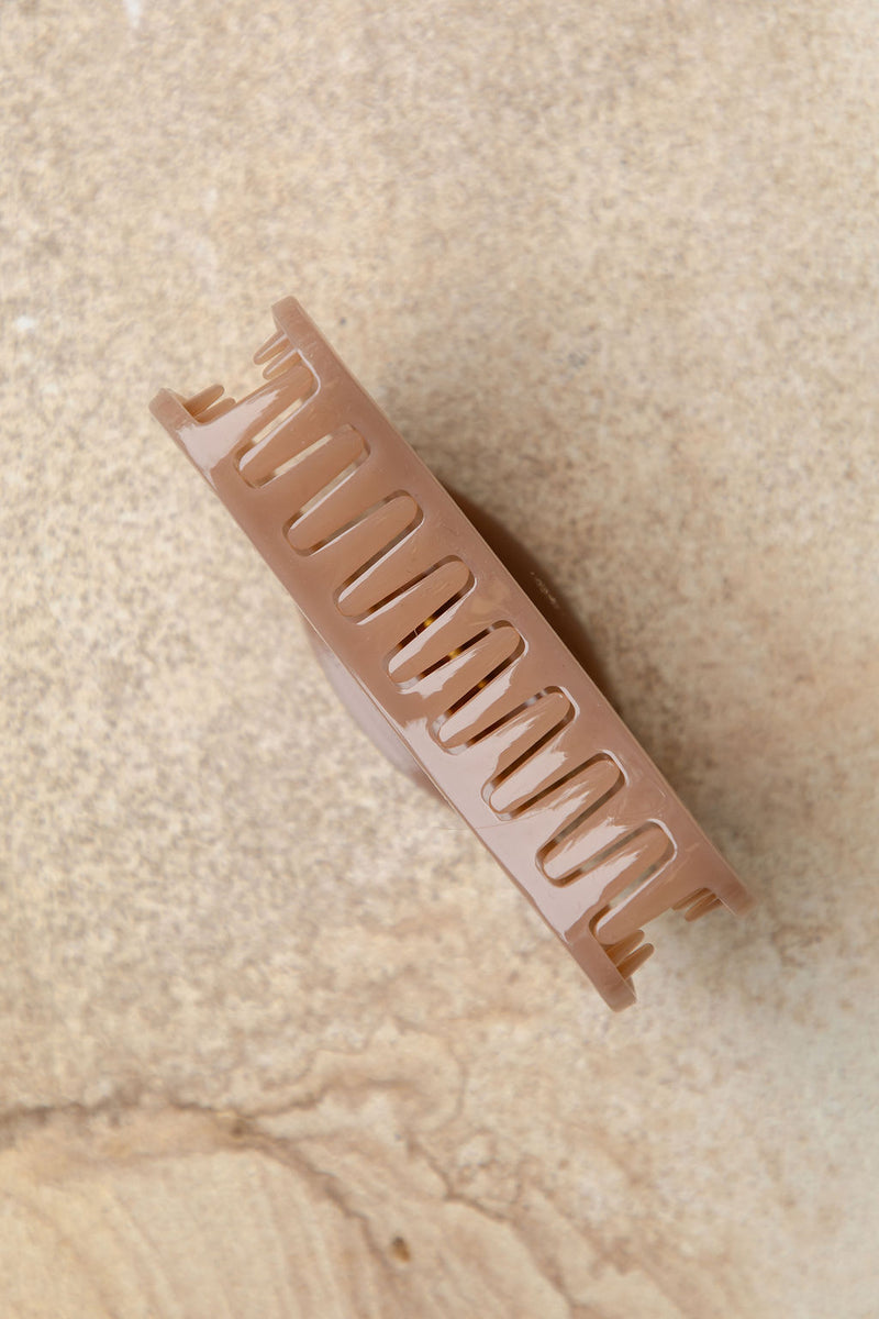 Bonnie Claw Hair Clip - Latte - The Self Styler