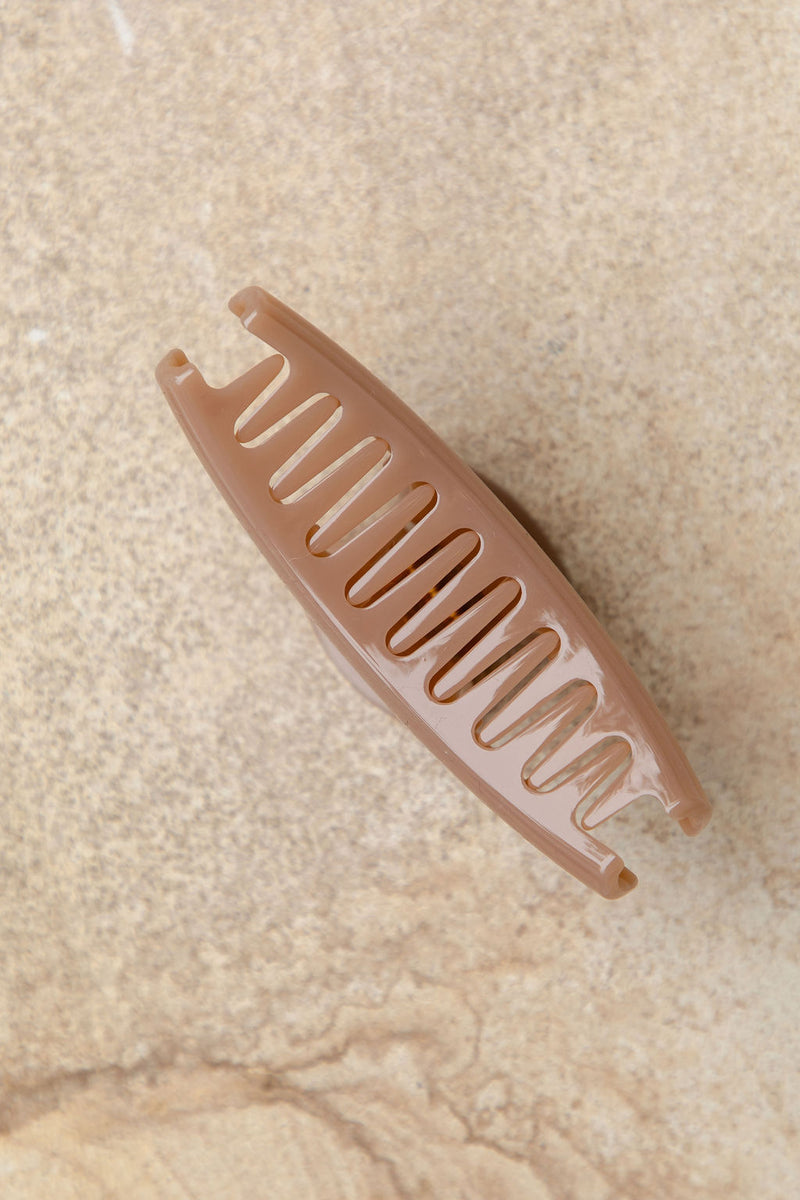 Suki Claw Hair Clip - Latte - The Self Styler