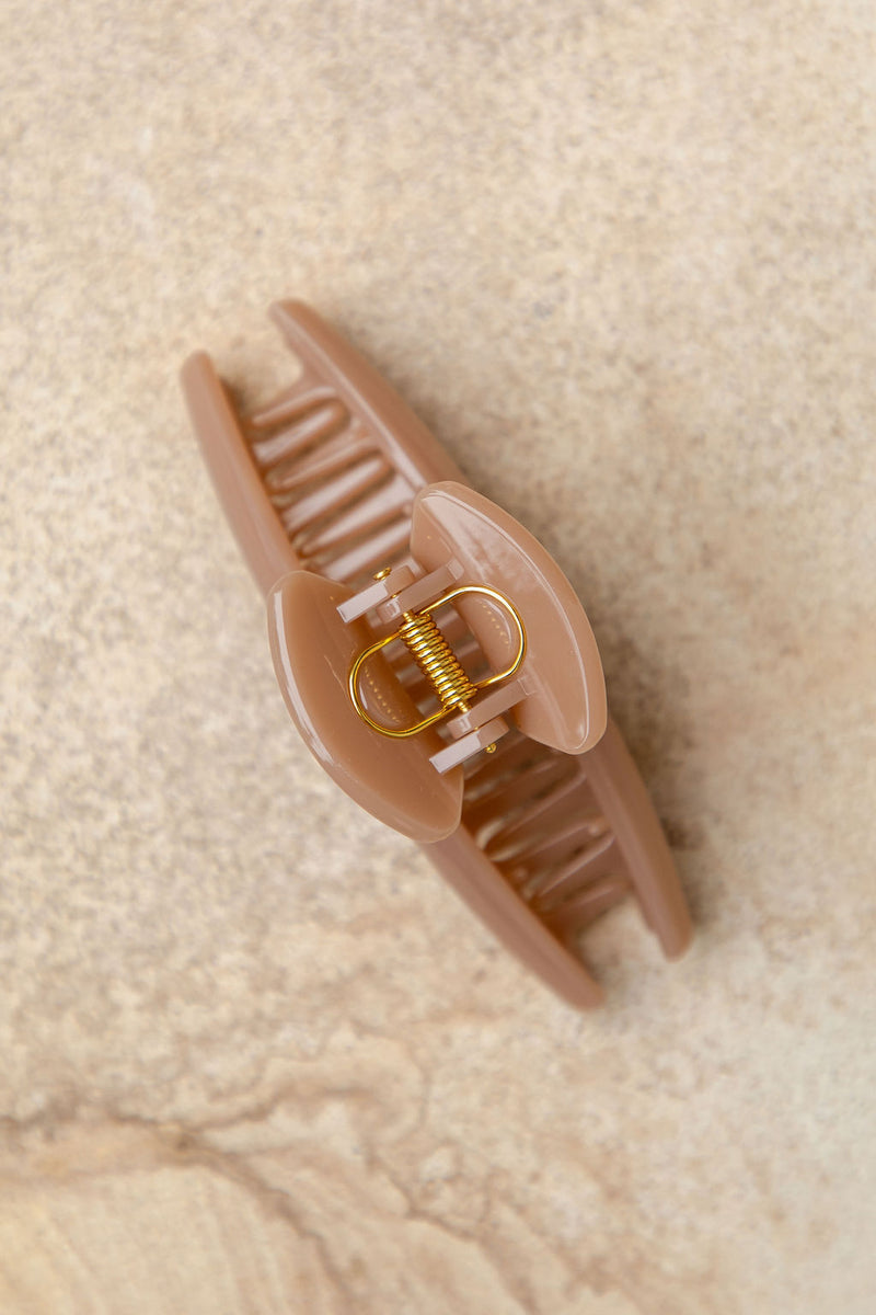 Suki Claw Hair Clip - Latte - The Self Styler