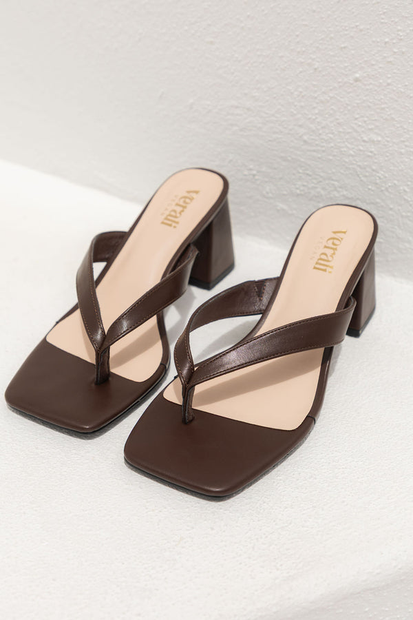Stoked Block Heel Thongs - Chocolate Brown