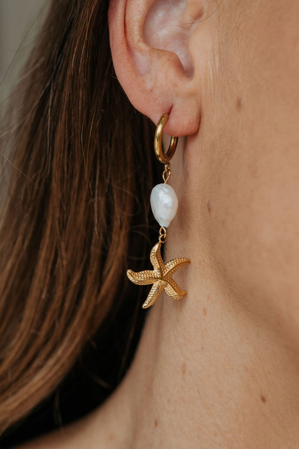 Starla Starfish Charm Earrings - Gold and Pearl