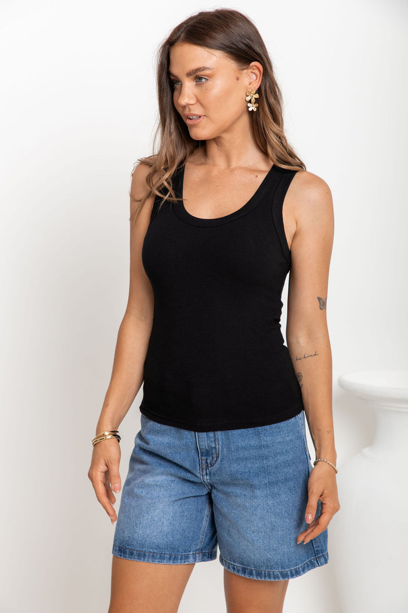 Leni Scoop Tank - Black - The Self Styler