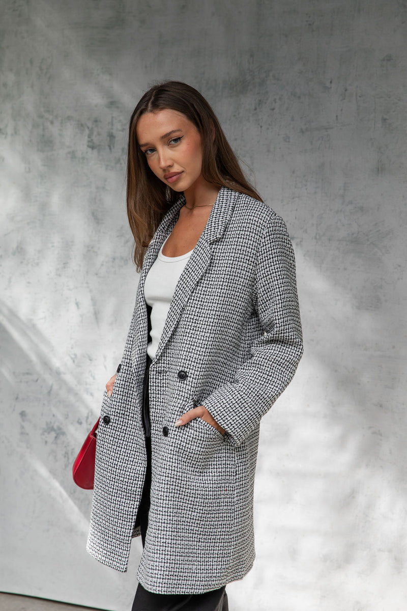 Valentina Coat - Black and White - The Self Styler
