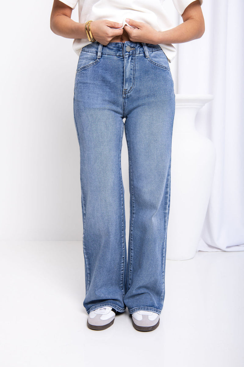 Stella Wide-Leg Denim Jeans - Light Wash - The Self Styler