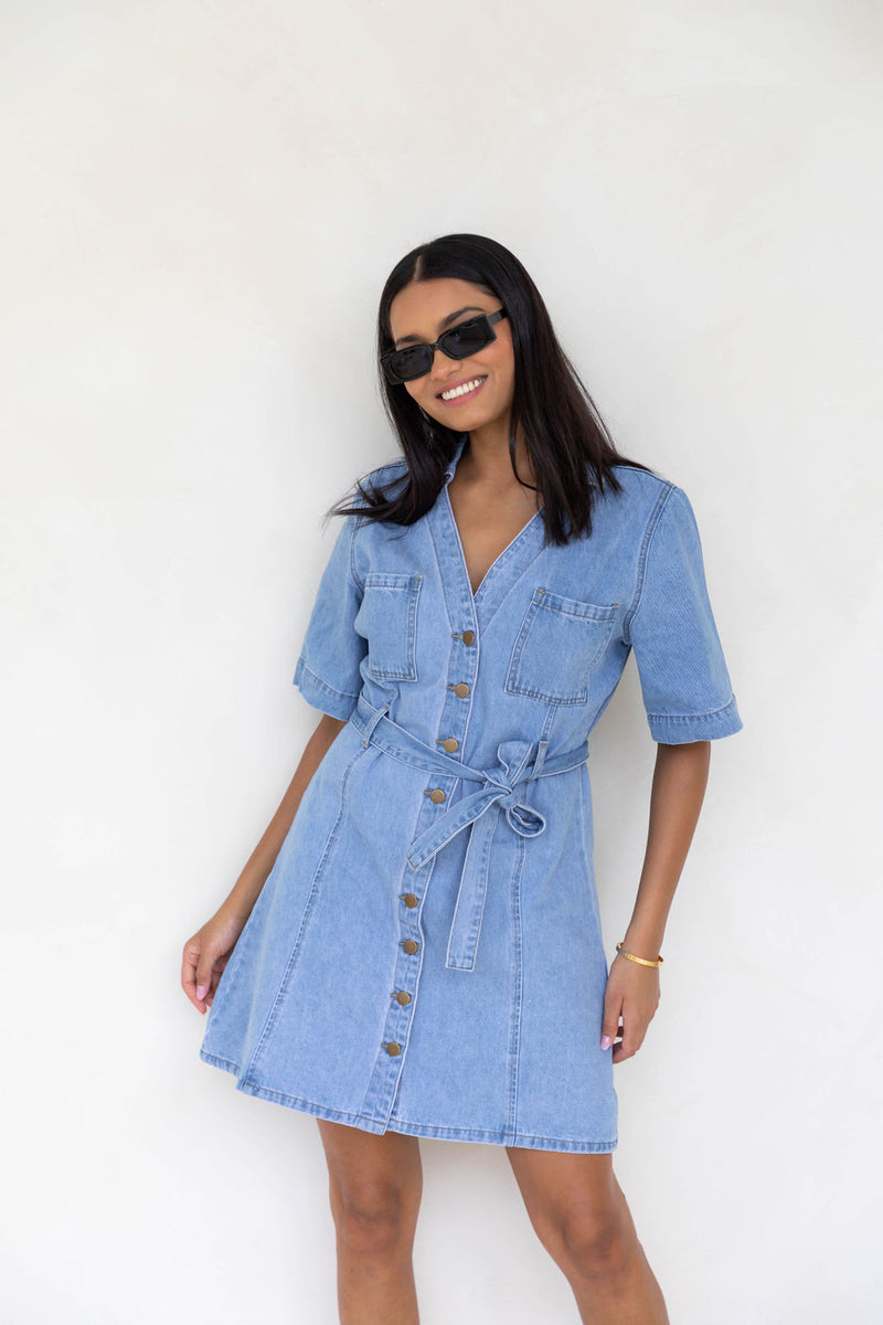 Abbie V-Neck Denim Dress - Light Wash - The Self Styler