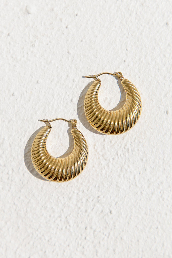 Rue Ribbed Hoop Earrings - Gold - The Self Styler