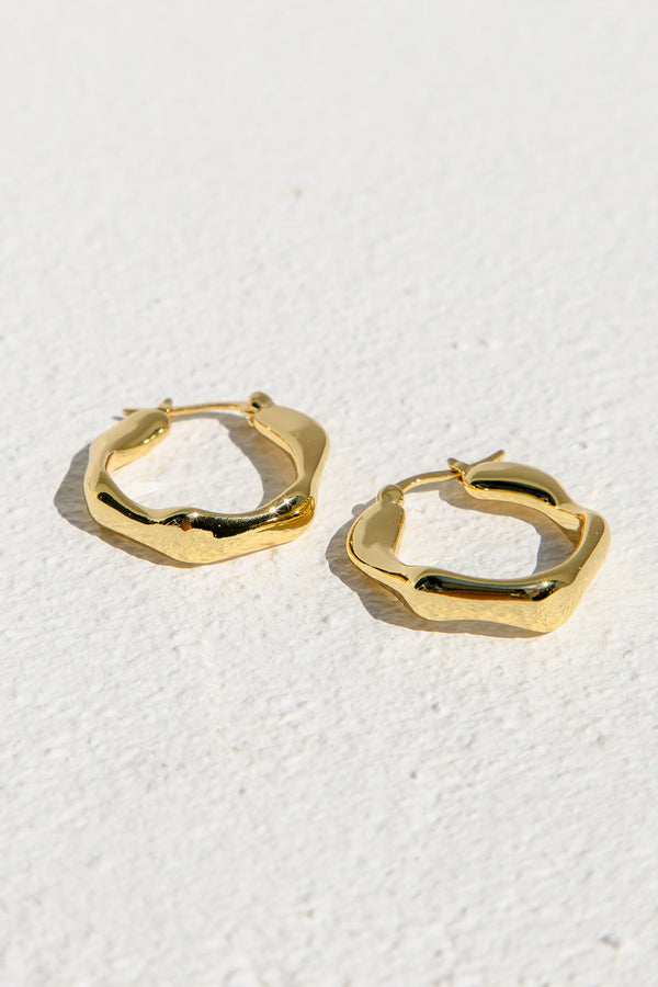 Waverly Textured Hoop Earrings - Gold - The Self Styler