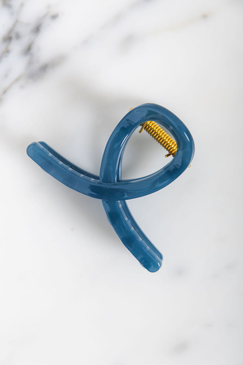 Leah Loop Claw Clip - Blue - The Self Styler