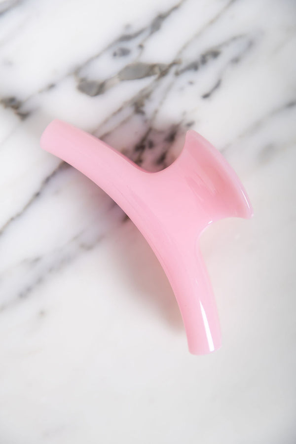 Suki Claw Hair Clip - Bubblegum Pink - The Self Styler