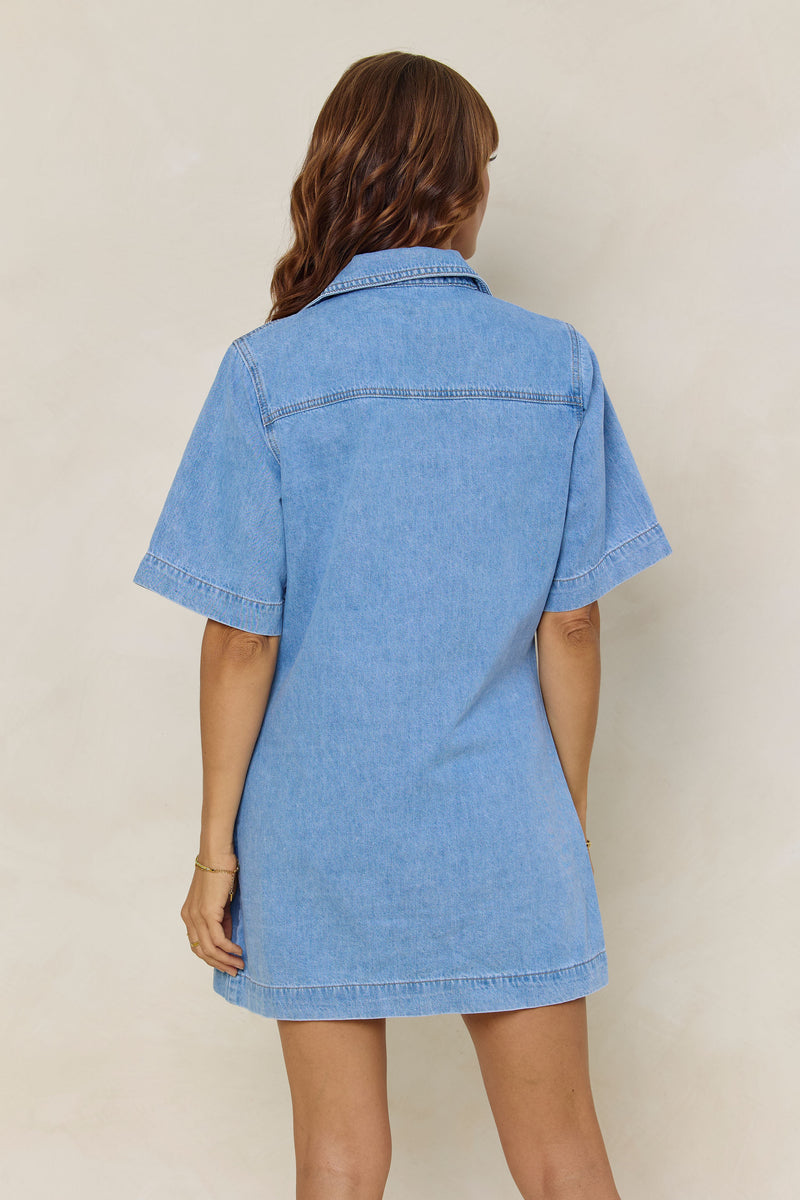 Aspen V-Neck Denim Dress - Light Wash - The Self Styler