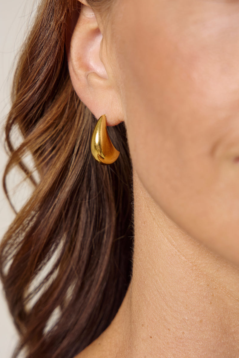 Monti Teardrop Stud Earrings - Gold - The Self Styler