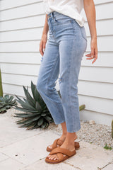 BARRYMORE HIGH RISE MUM JEANS - BLUE WASH - The Self Styler