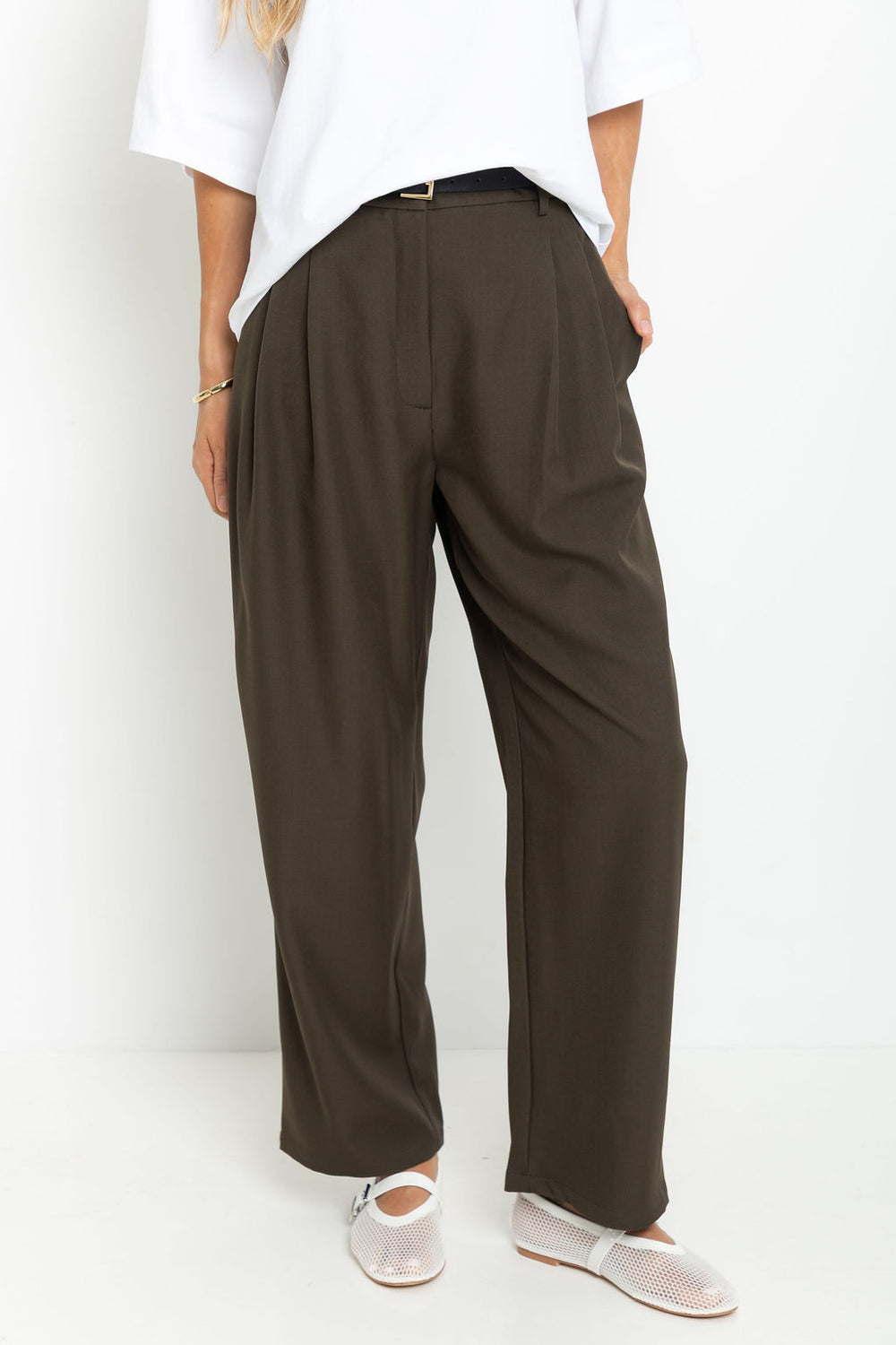 Xavier Barrel Leg Pants - Chocolate Olive – The Self Styler