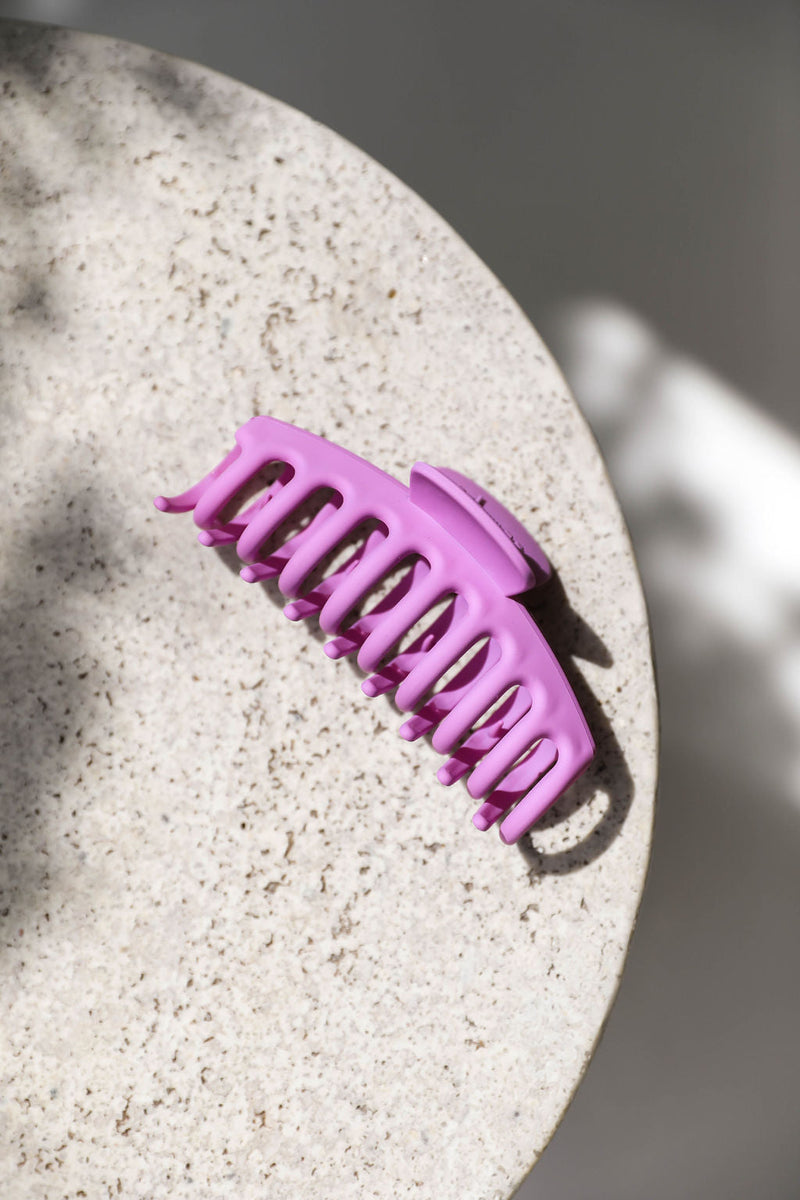 1 REGINA CLAW CLIP - MATTE GRAPE PURPLE - The Self Styler