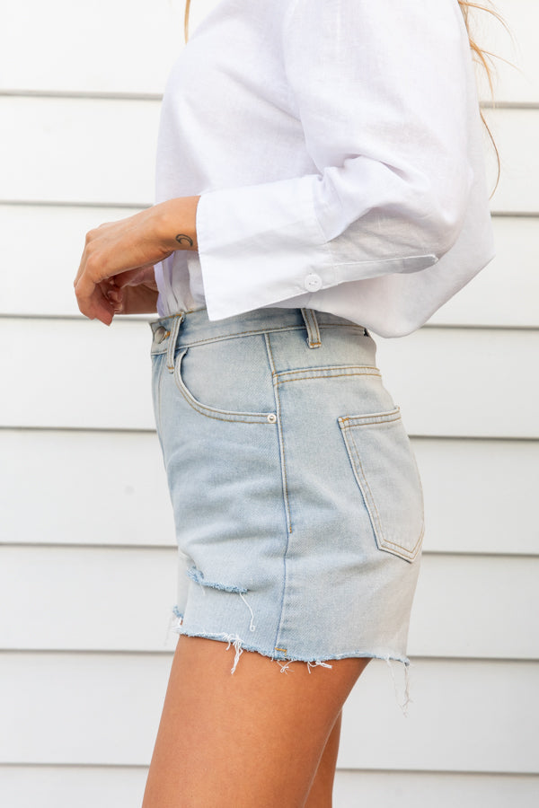 River Distressed Denim Short - Light Wash - The Self Styler