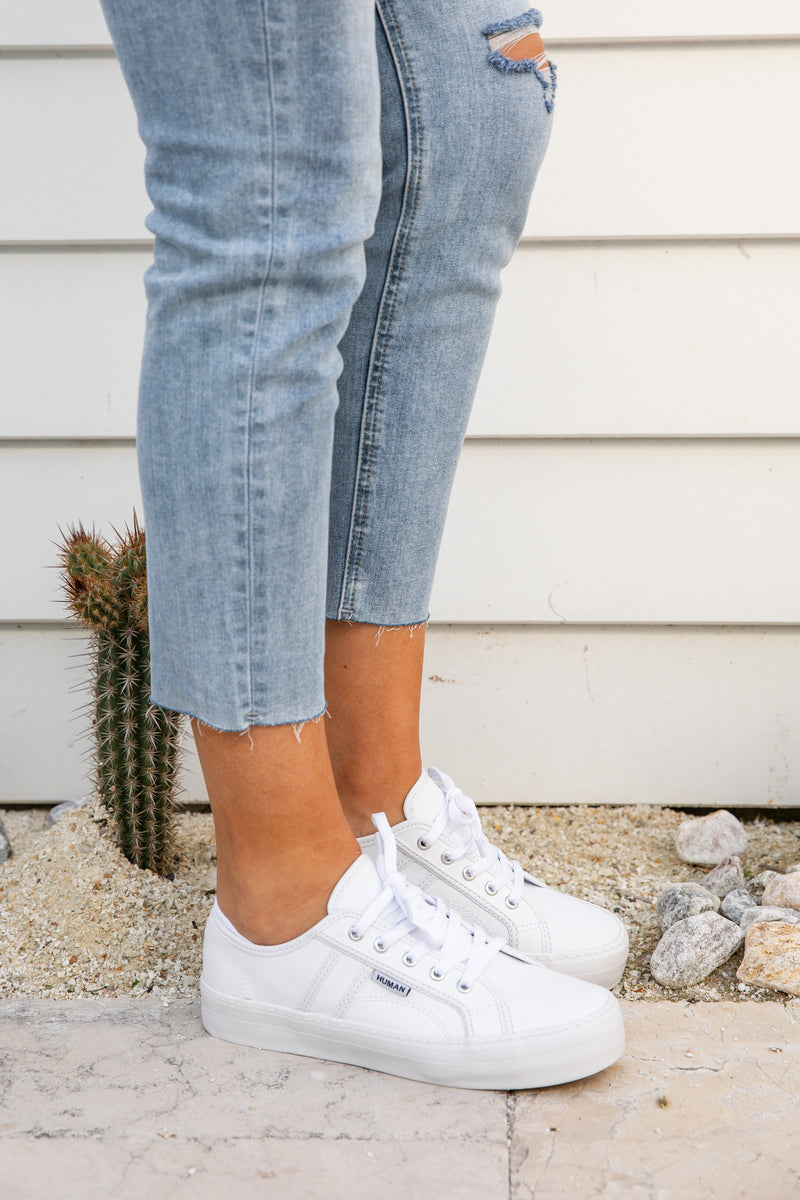 Cass Leather Sneakers - White - The Self Styler