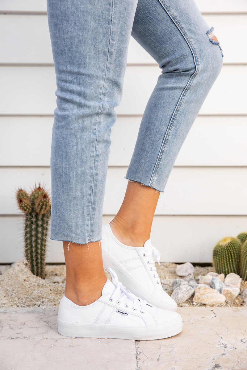 Cass Leather Sneakers - White - The Self Styler